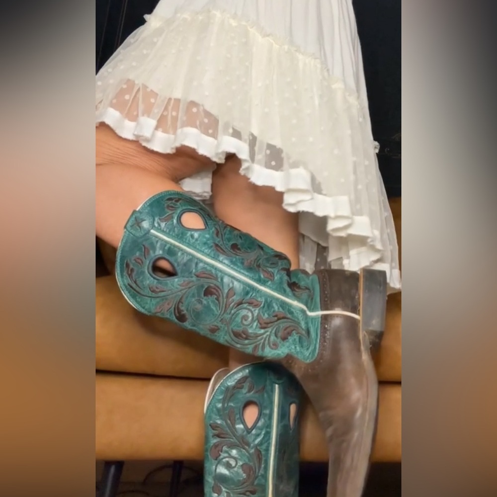 Twisted X cowboy boots size 6 womens